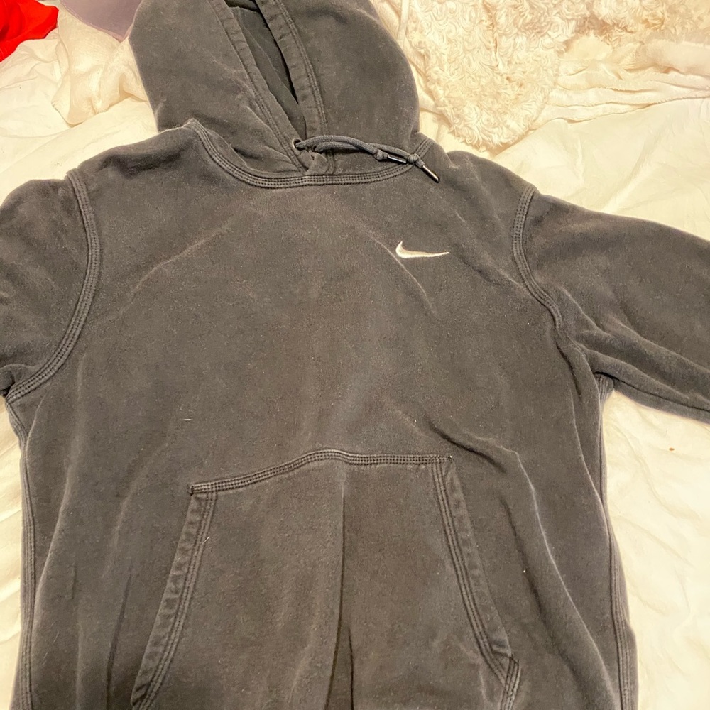 black nike hoodie